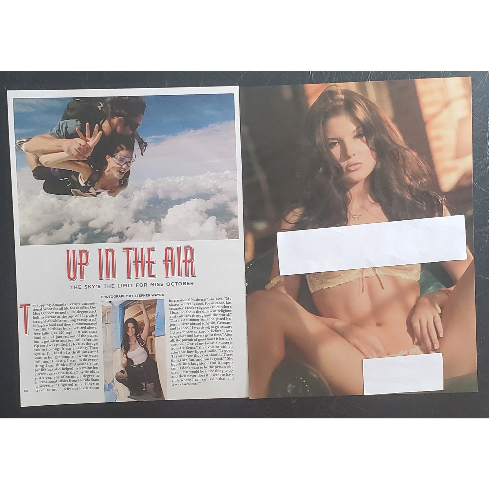 Playboy PICTORIAL ONLY - Playmate AMANDA CERNY   October, 2011   5 Pages