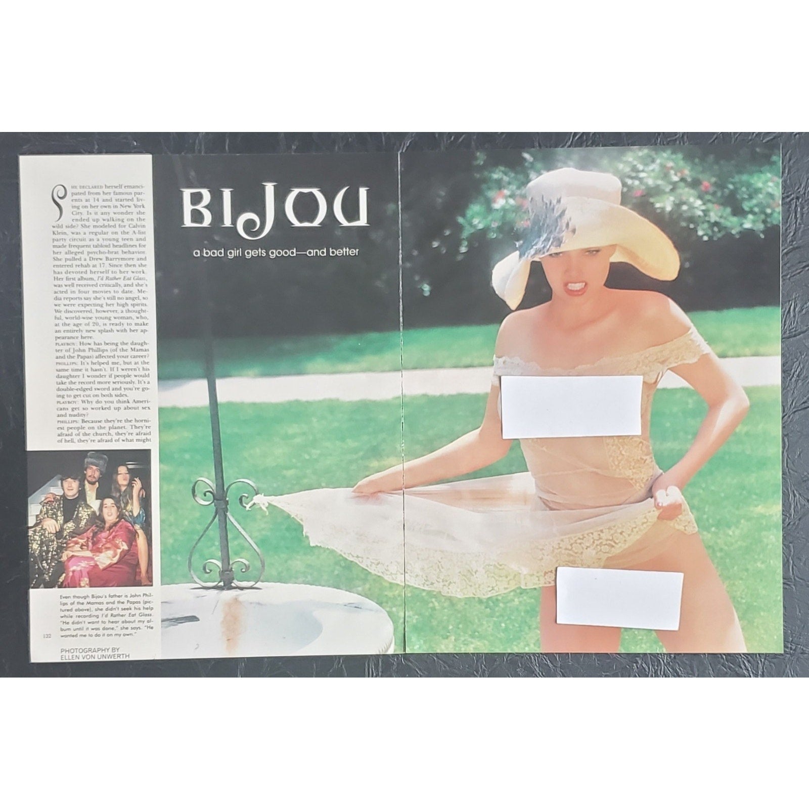 Playboy PICTORIAL ONLY - Musician BIJOU PHILLIPS April, 2000 10 pages